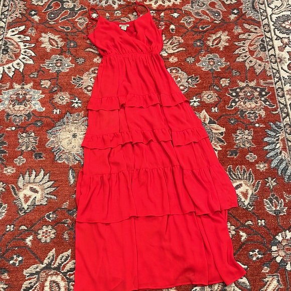 Red floor length dress - Picture 5 of 6